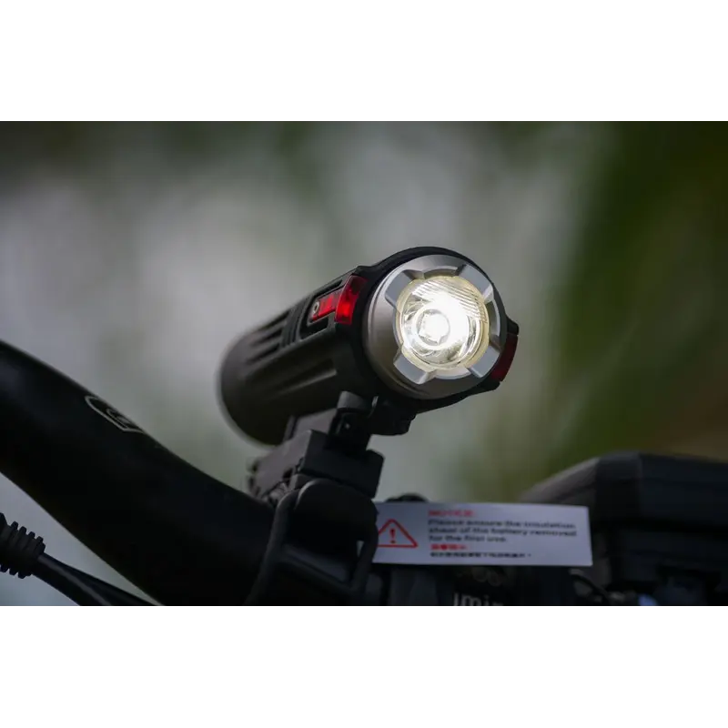 Велофара Fenix BC21R Велофара Fenix BC21R