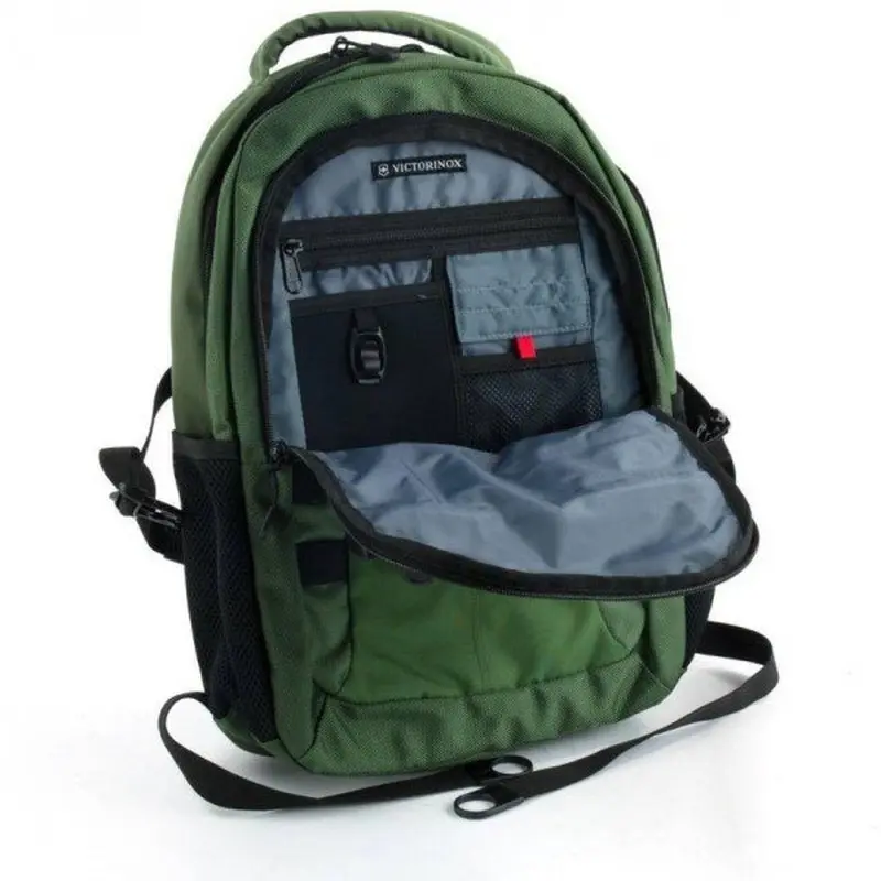 Рюкзак Victorinox VX SPORT, Cadet 20 л зелений (Vt311050.06) Рюкзак Victorinox VX SPORT, Cadet 20 л зелений (Vt311050.06)