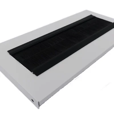 Щітковий кабельний ввід Rackmount 600