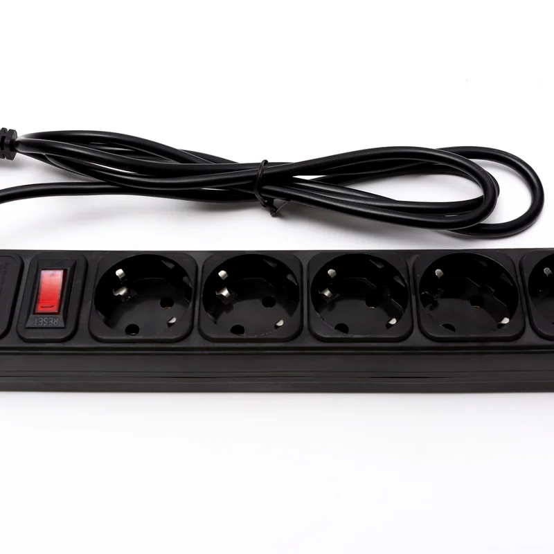 Фільтр живлення ProLogix (PRS-050P5-18B) 5 розеток, 1.8 м, чорний
