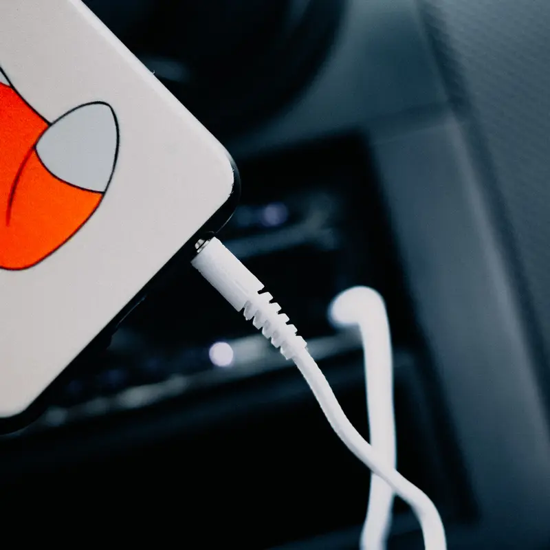 Кабель Xqisit Audio Cable 3.5 мм - 3.5 мм (M/M), 1.2 м, White (4029948026954) Кабель Xqisit Audio Cable 3.5 мм - 3.5 мм (M/M), 1.2 м, White (4029948026954)