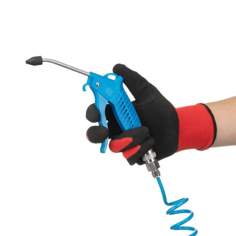 Набір для продування кабіни вантажних авто: пістолет, шланг поліуретановий 5 м 6*4 мм, трійник на шланг 6 мм; на швидкороз'ємних з'єднаннях INTERTOOL PT-1506 Набір для продування кабіни вантажних авто: пістолет, шланг поліуретановий 5 м 6*4 мм, трійник на шланг 6 мм; на швидкороз'ємних з'єднаннях INTERTOOL PT-1506