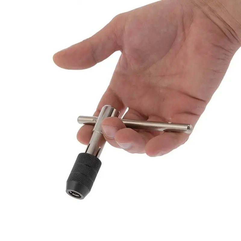 Тримач для мітчиків Т-подібний M6-M10 INTERTOOL SD-8407 Тримач для мітчиків Т-подібний M6-M10 INTERTOOL SD-8407