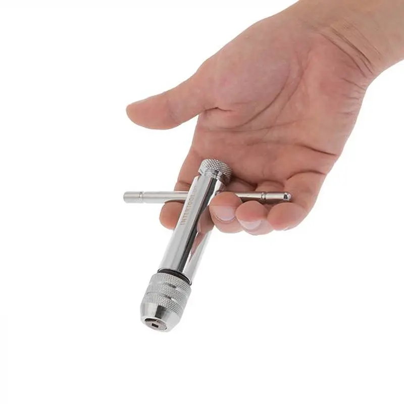 Тримач для мітчиків M3-M12, реверсивний INTERTOOL SD-8408 Тримач для мітчиків M3-M12, реверсивний INTERTOOL SD-8408
