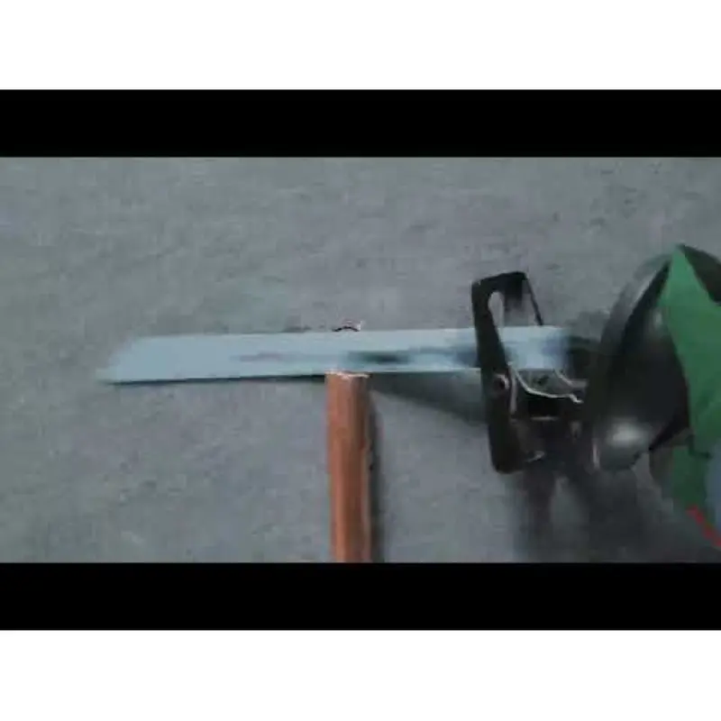 Шабельна пила Bosch AdvancedRecip 18 (18 В, 2.5 А*год, 3100 ход/хв) (06033B2401) Шабельна пила Bosch AdvancedRecip 18 (18 В, 2.5 А*год, 3100 ход/хв) (06033B2401)