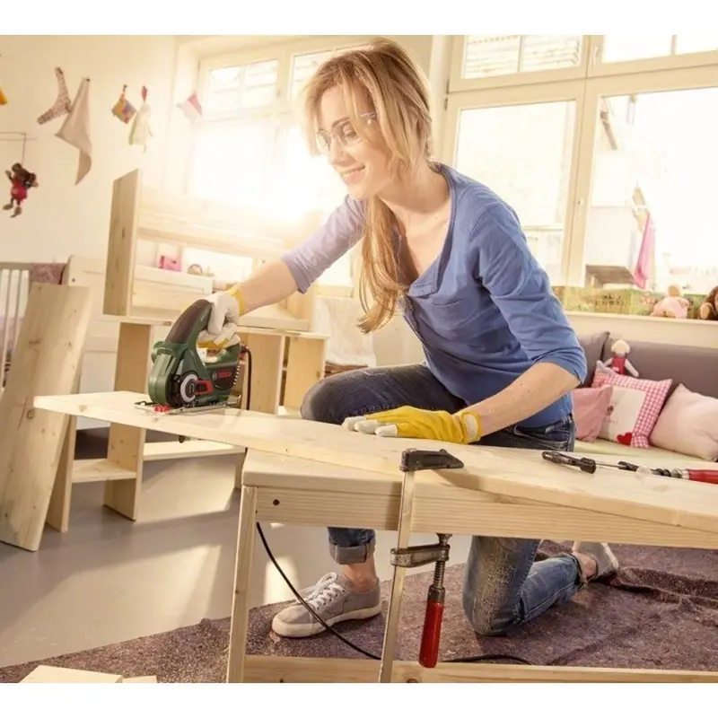 Пила ланцюгова Bosch EasyCut 50 (500 Вт, 50 мм) (06033C8020) Пила ланцюгова Bosch EasyCut 50 (500 Вт, 50 мм) (06033C8020)