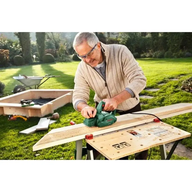 Рубанок Bosch PHO 1500 (550 Вт, 82 мм) (06032A4020) Рубанок Bosch PHO 1500 (550 Вт, 82 мм) (06032A4020)