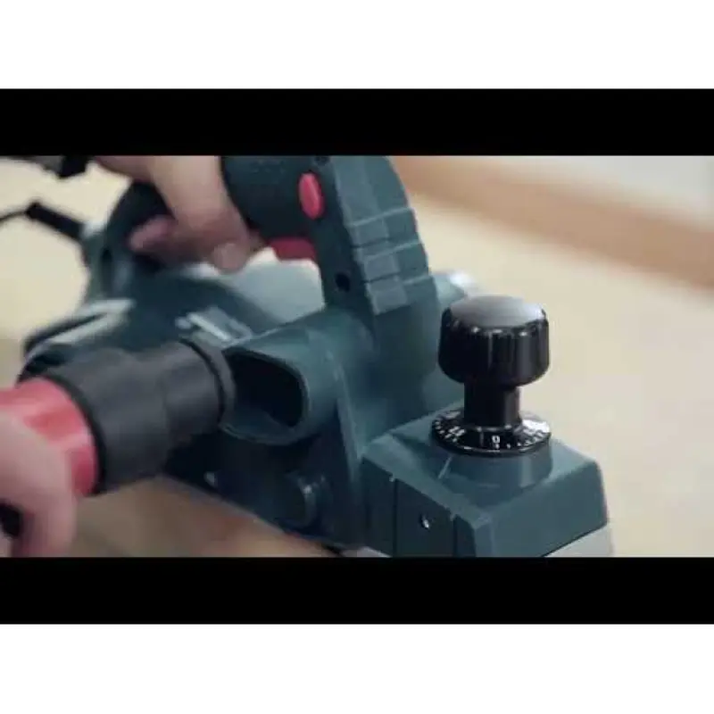 Рубанок Bosch GHO 6500 (0.65 Вт, 82 мм) (0601596000) Рубанок Bosch GHO 6500 (0.65 Вт, 82 мм) (0601596000)