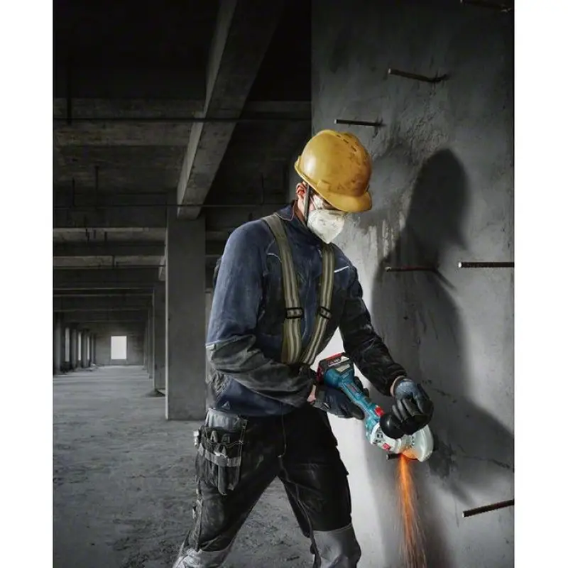 Акумуляторна кутова шліфмашина Bosch GWS 180-LI Professional (18 В, 4 А*год, 125 мм) (06019H9025) Акумуляторна кутова шліфмашина Bosch GWS 180-LI Professional (18 В, 4 А*год, 125 мм) (06019H9025)