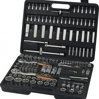 Набір насадок торцевих з тріскачками 1/4'', 3/8'',1/2'' (153 од.) MIOL 58-050