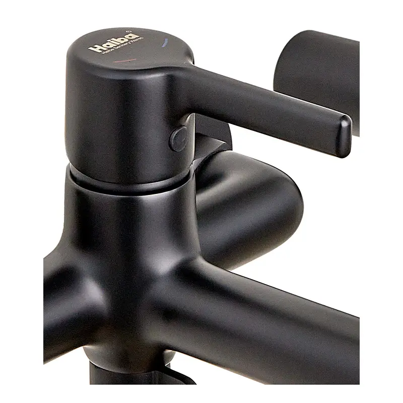 Смеситель для ванны Haiba Markus 009 Euro Black (HB3975) Смеситель для ванны Haiba Markus 009 Euro Black (HB3975)