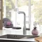 Смеситель для кухни с выдвижным изливом Grohe Essence New (30270000)