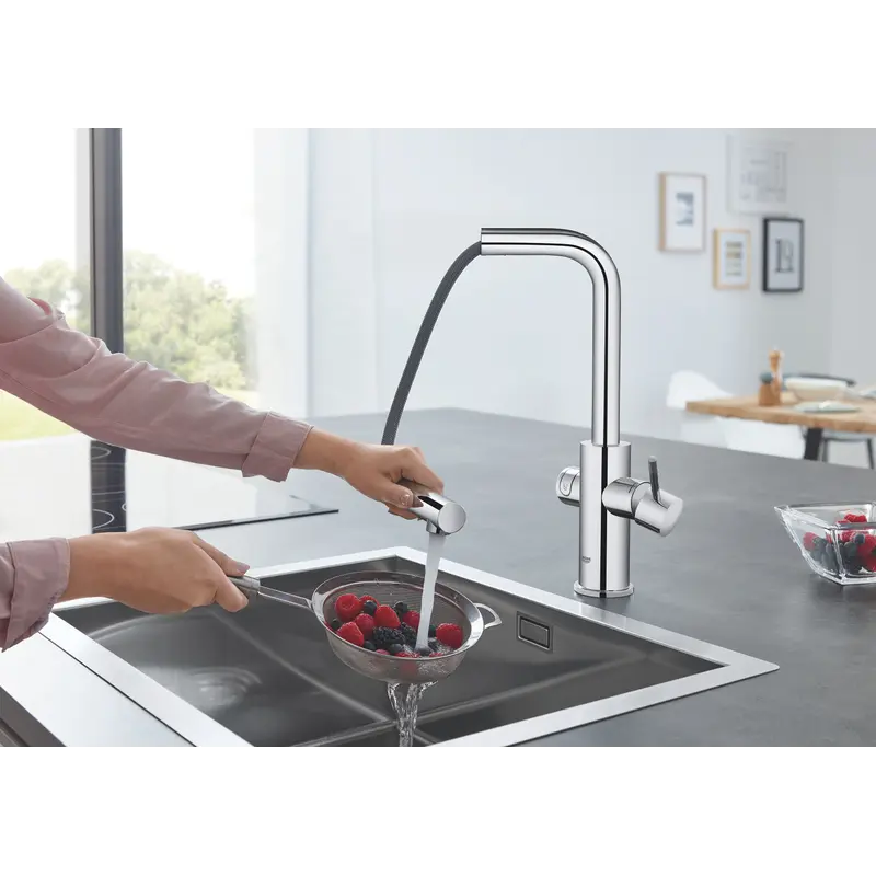 Система фильтров для питьевой воды со смесителем Grohe Blue Home Connected (31539000) Система фильтров для питьевой воды со смесителем Grohe Blue Home Connected (31539000)