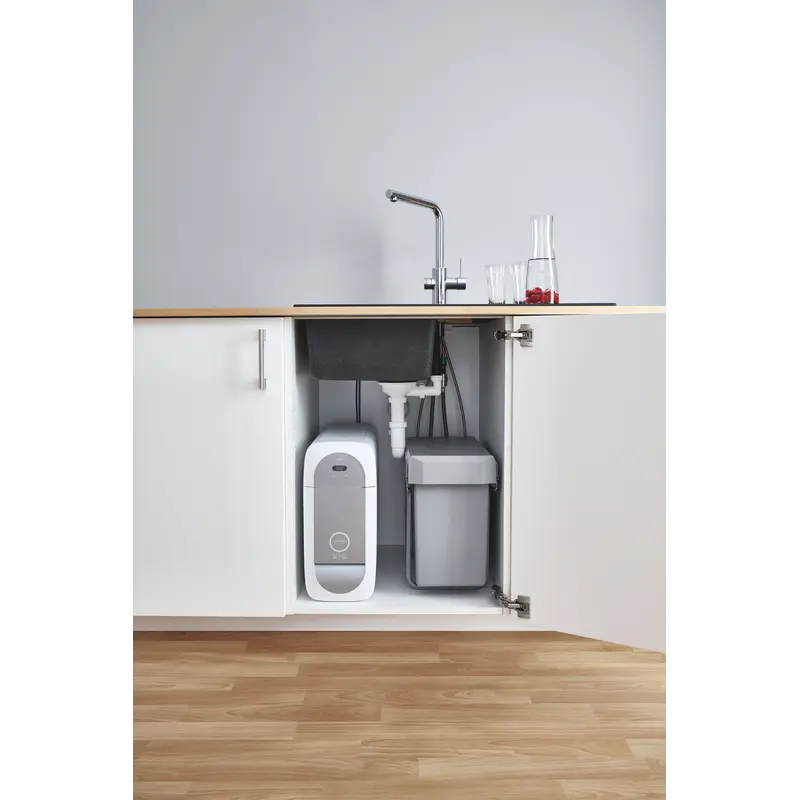 Система фильтров для питьевой воды со смесителем Grohe Blue Home Connected (31539000) Система фильтров для питьевой воды со смесителем Grohe Blue Home Connected (31539000)