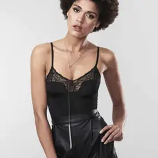 Bijoux Indiscrets Magnifique Tickler Pendant Chain - ланцюжок для тіла з кулоном, (сріблястий)