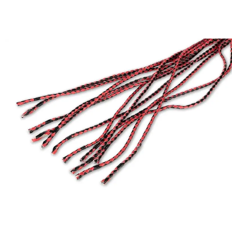 Плеть многохвостовка с черно-красным плетением Плеть многохвостовка с черно-красным плетением