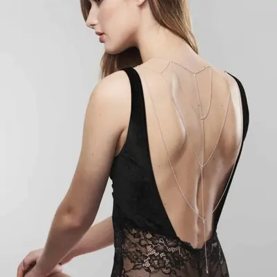 Bijoux Indiscrets Magnifique Back and Cleavage Chain - Цепочка для спины украшение для тела, (серебристый)