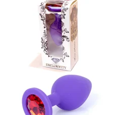 Boss Jewellery Purple Silicon Plug Medium Red Diamond - Анальная пробка с кристаллом, 8х3.5 см (фиолетовый с красным)