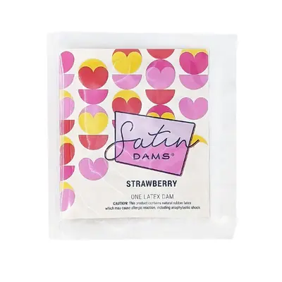 Салфетка для орального секса Trustex Strawberry Satin Latex Dams со вкусом клубники, 1 шт