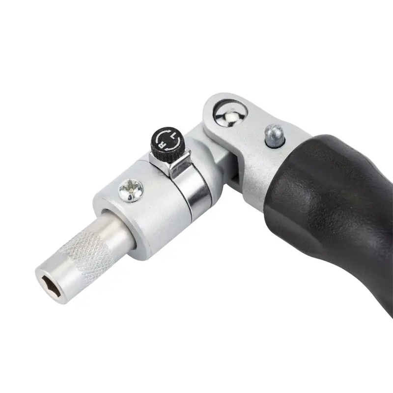 Викрутка з реверсом + насадки і біти SIGMA (4002031) Викрутка з реверсом + насадки і біти SIGMA (4002031)