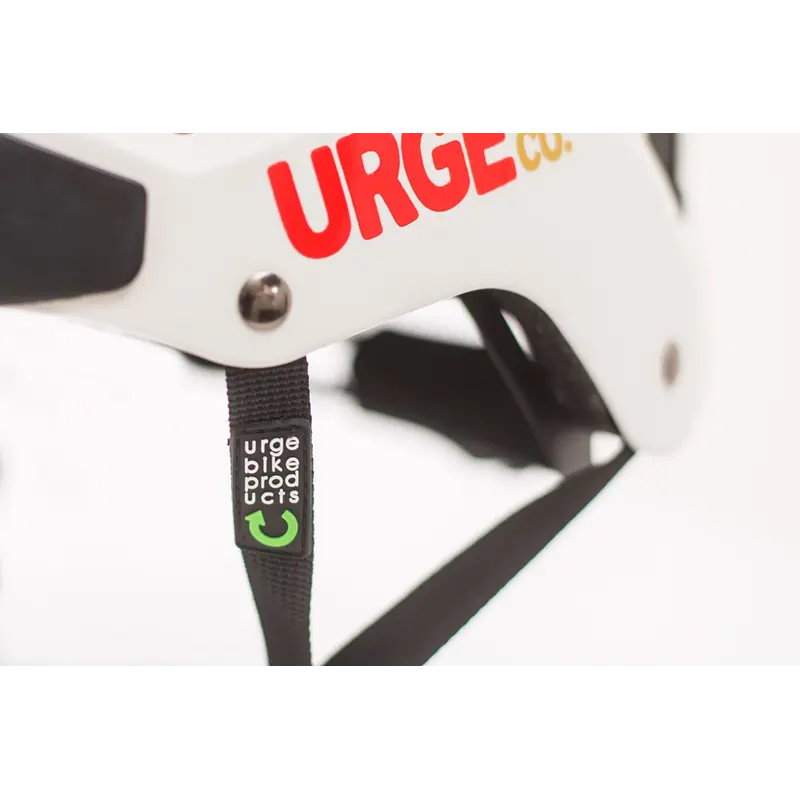Шлем Urge Venturo белый L/XL 58-62см Шлем Urge Venturo белый L/XL 58-62см
