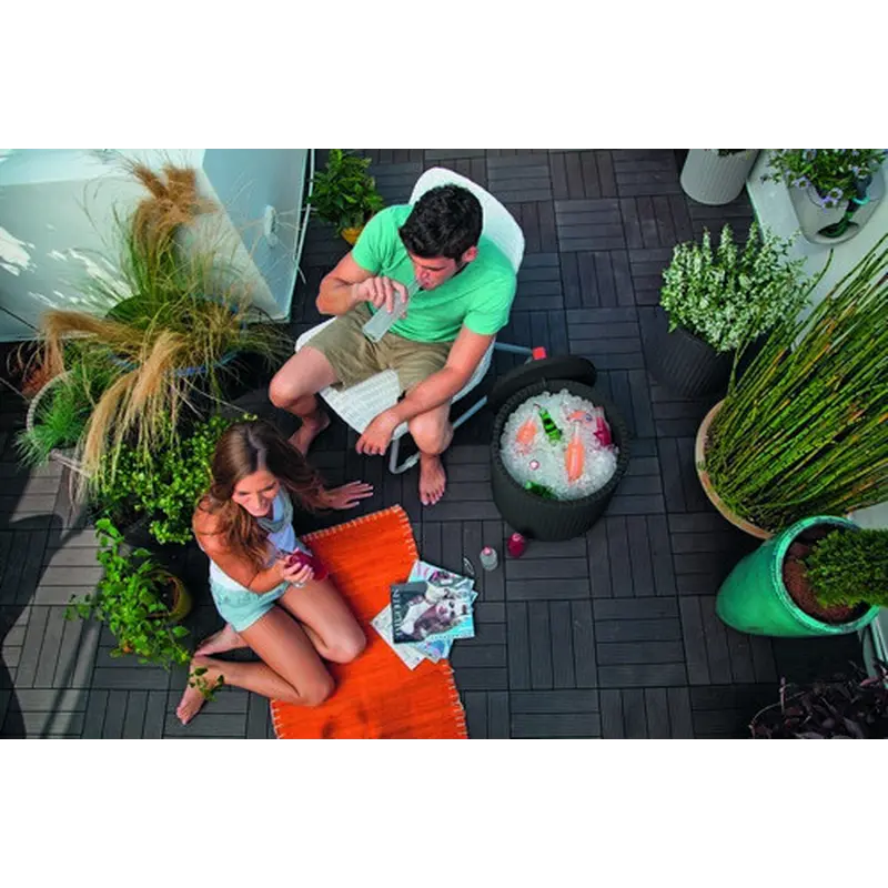Стіл-скриня садова пластикова KETER COOL STOOL, коричнева Стіл-скриня садова пластикова KETER COOL STOOL, коричнева