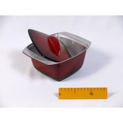 Гуляшниця 1,5 л з кришкою, з зовнішнім покриттям стеклоемалевим Гуляшниця 1,5 л з кришкою, з зовнішнім покриттям стеклоемалевим